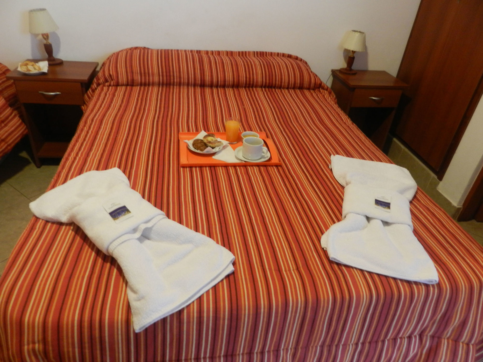 Hotel Buenos Aires サルタ エクステリア 写真